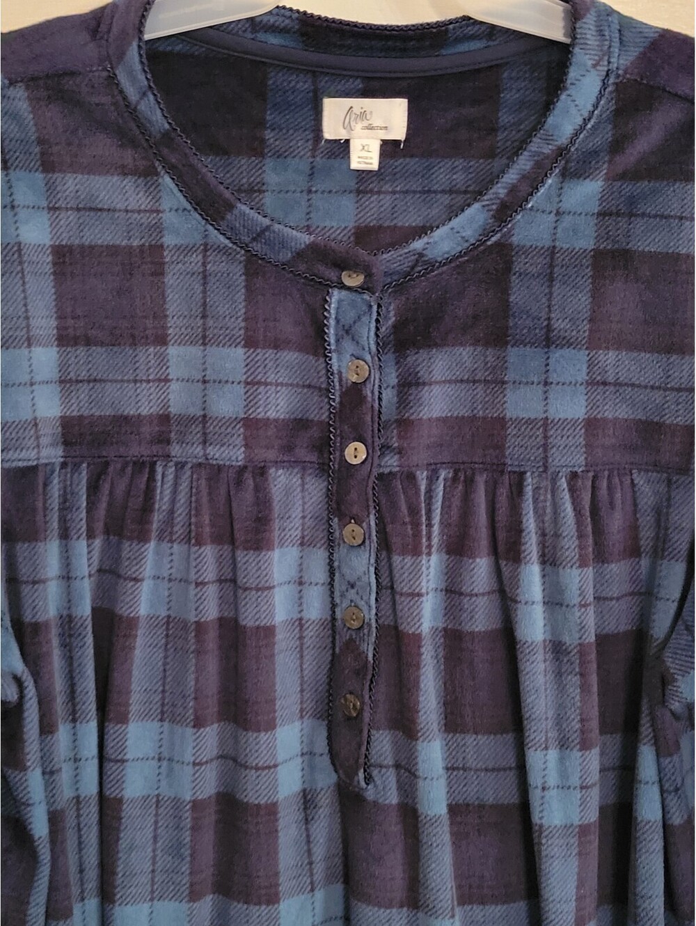 Aria Collections XL   Nightgown Size Med Velour Green/Blue Plaid Lounge Wear - Picture 6 of 9